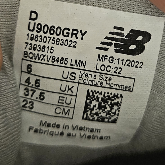 New Balance 9060, size 6.5-7, like new - Picture 8 of 8